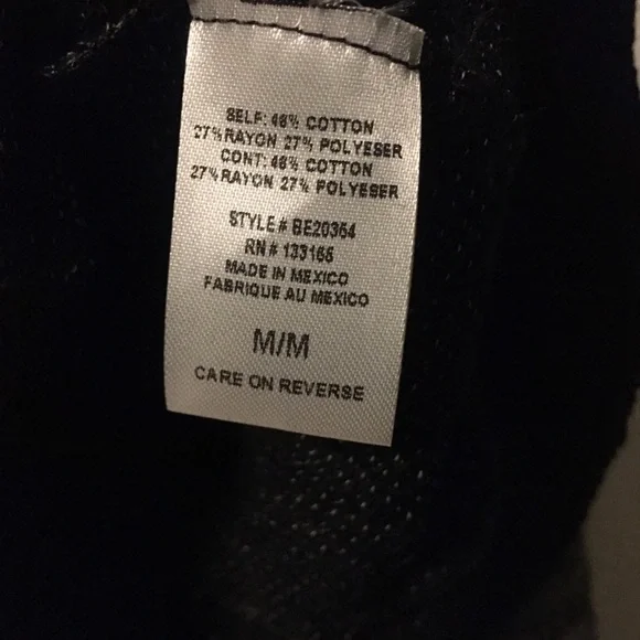 Everleigh Charcoal/ Grey Stripe Sweatshirt NWT Size Medium - Picture 6 of 7